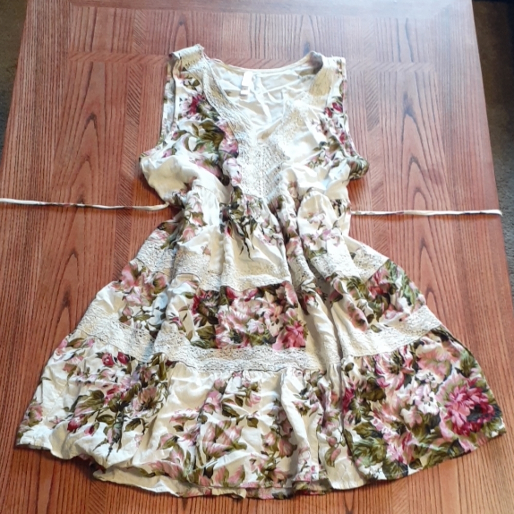 Juniors Floral "Baby Doll" dress